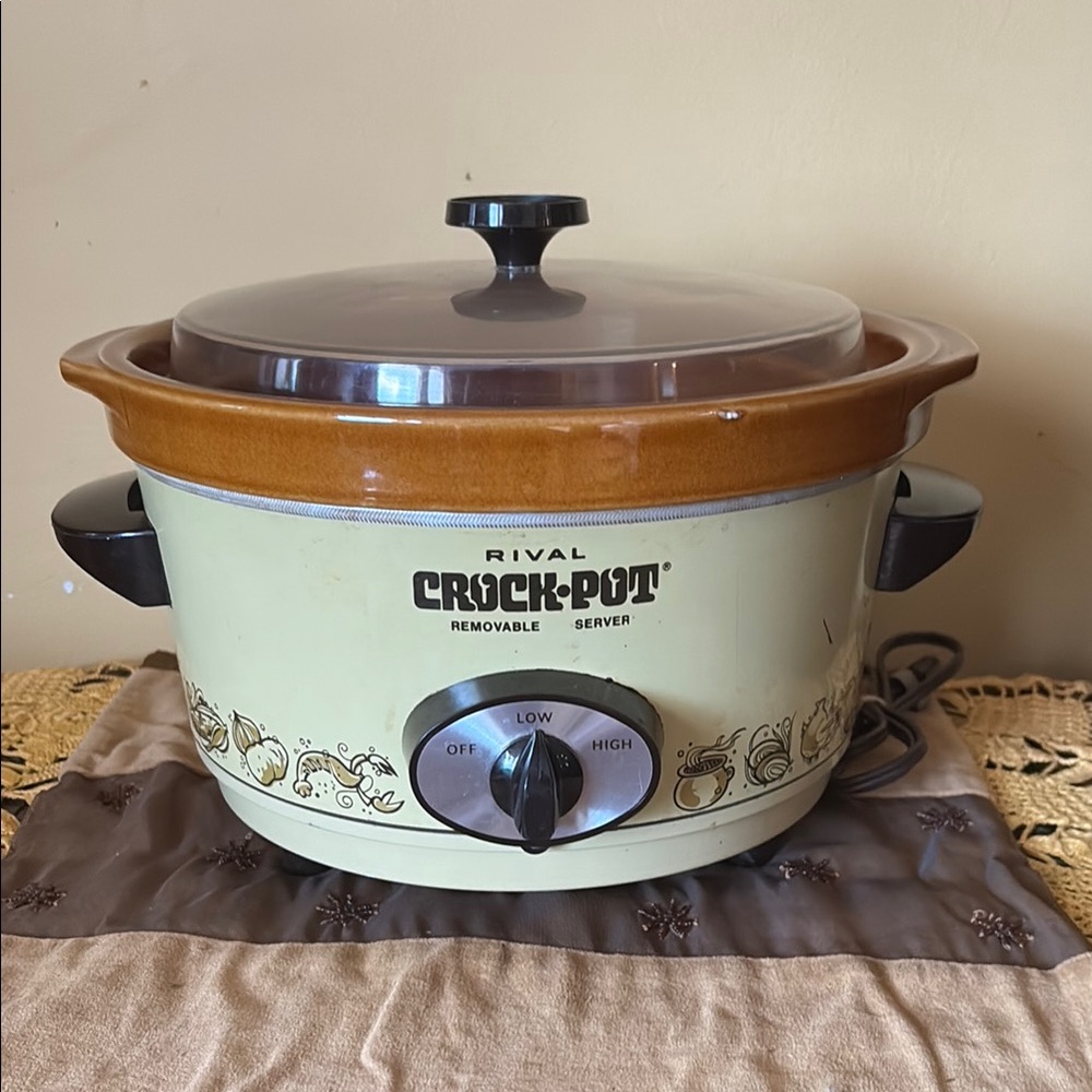 Rival Vintage Crock-Pot Removable Server - Brown and Cream 5 quart - Picture 7 of 7